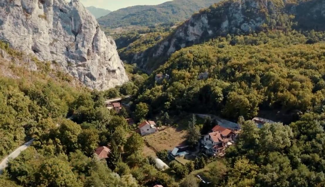 Dom Sa Pogledom Jela Βίλα Jelasnica  Εξωτερικό φωτογραφία